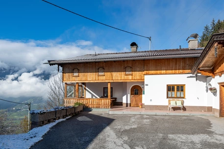 Apart Frieda - Parkplatz, Ferienwohnung am Gerlosberg Zillertal